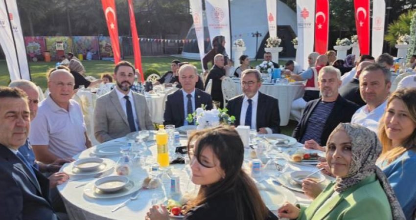 Balıkesir Vakıflar Bölge Müdürlüğü tarafından düzenlenen Geleneksel Sünnet Şöleni’nde 30
