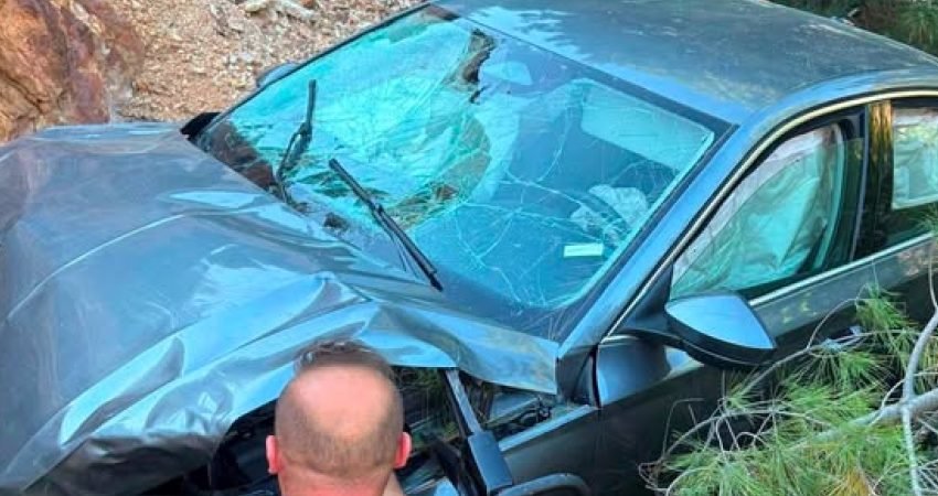 Balıkesir’in Havran ilçesinde kontrolden çıkan otomobilin şarampole düşmesi sonucu 2