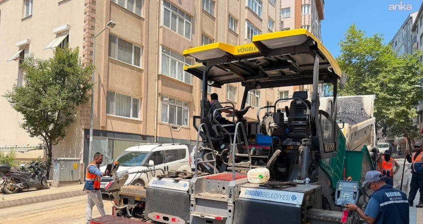 Bandırma Belediyesi, kent genelinde planlanan yol yenileme çalışmaları kapsamında asfalt