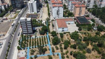 Bayraklı Belediyesi, Soğukkuyu Mahallesi’nde yapımını tamamladığı Mehmet Ali Sarızeybekler Parkı