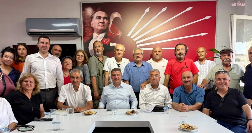 İzmir'in Beydağ Belediye Başkanı Şakir Başaran ile Tire Belediye Başkanı