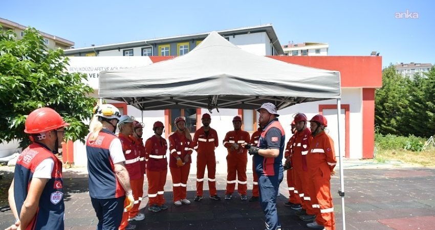 Beylikdüzü Belediyesi, afetlere karşı hazırlıklı bir toplum oluşturma hedefi doğrultusunda