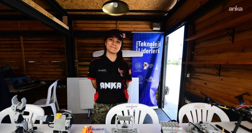 Sancaktepe Belediyesi Gençlik ve Spor Hizmetleri Müdürlüğü’nün organizasyonuyla gerçekleşen Bilim
