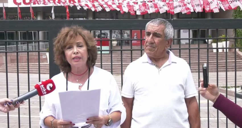 Bodrum Yurttaş İnisiyatifi Sözcüleri Hülya Scobie ve Ayhan Karahan, Bodrum'da