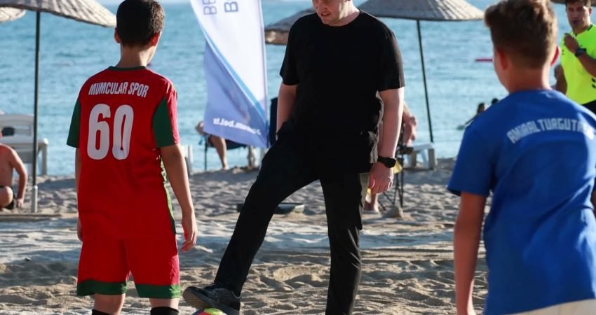 Bodrum Belediyesi tarafından bu yıl ilk kez düzenlenen 1. Günbatımı