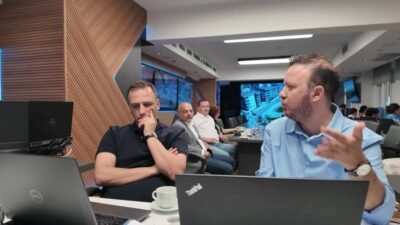 Energy Cities Yönetim Kurulu’nun çevrimiçi toplantısına katılan Bornova Belediye Başkanı