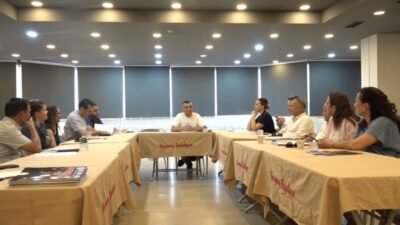 Bornova Belediyesi'nin her ay düzenli olarak gerçekleştirdiği Bölgesel Muhtarlar Toplantıları
