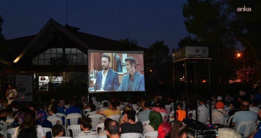 Bornova Belediyesi, Temmuz ayı boyunca düzenleyeceği Açık Hava Sineması Yaz