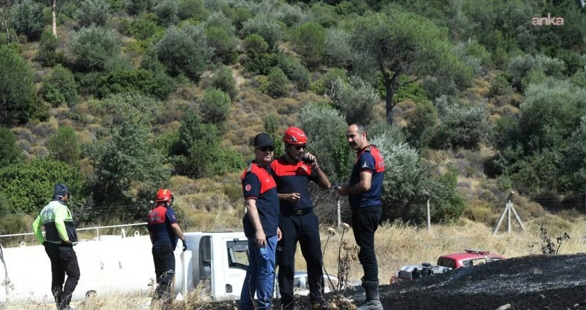 Bornova ilçesi Gökdere Mahallesi’nde çıkan orman yangınına İzmir İtfaiyesi ile