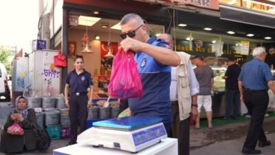 Semt pazarlarında şeffaf ve güvenilir alışveriş dönemini başlatan Buca Belediyesi’nin