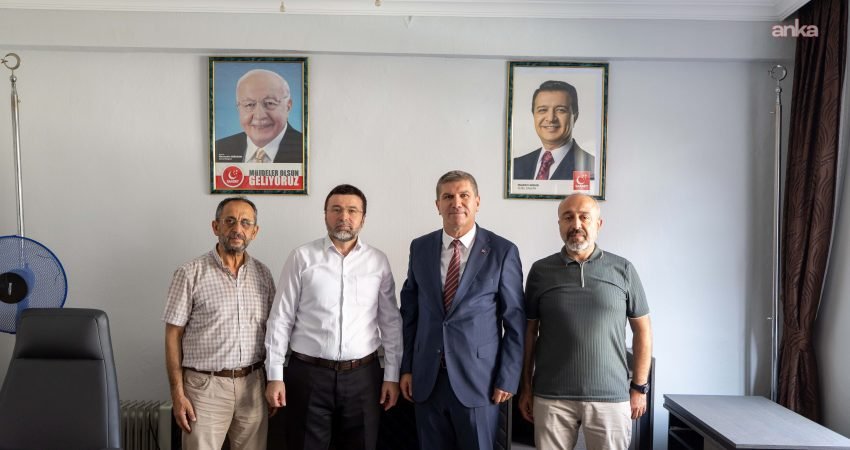 Burdur Belediye Başkanı Ali Orkun Ercengiz, kentte faaliyet gösteren siyasi