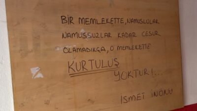 Burdur'da CHP İl ve 11 ilçe örgütlerinin başkanları ile Burdur