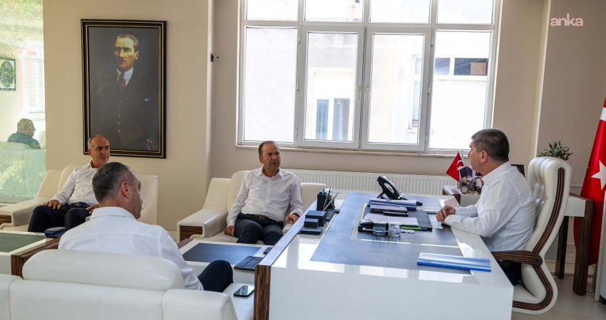 Burdur Belediye Başkanı Ali Orkun Ercengiz'in bölgede hizmet veren elektrik