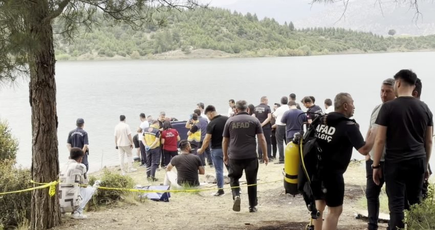 Burdur’un Bucak ilçesinde yüzmek için Onaç Barajı’na giren 30 yaşındaki