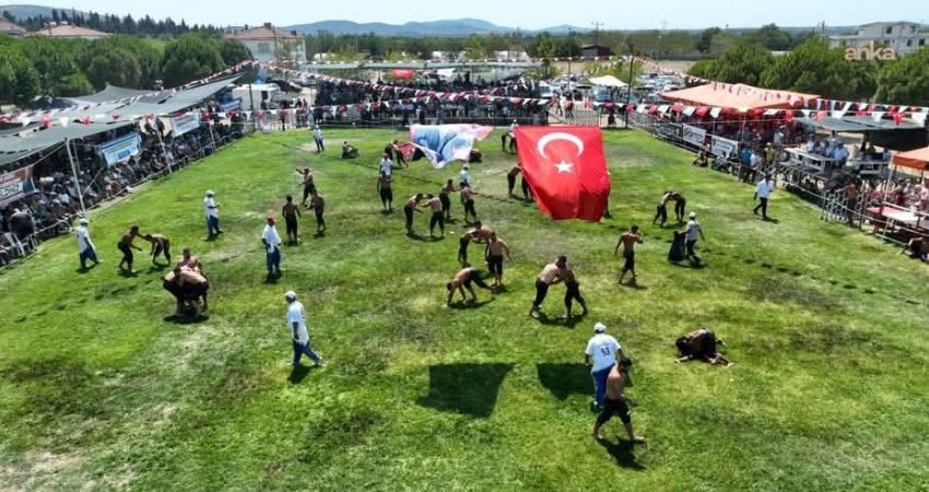 Burhaniye Belediyesi tarafından bu yıl 10'uncusu düzenlenecek Burhaniye-Kızıklı Yağlı Pehlivan