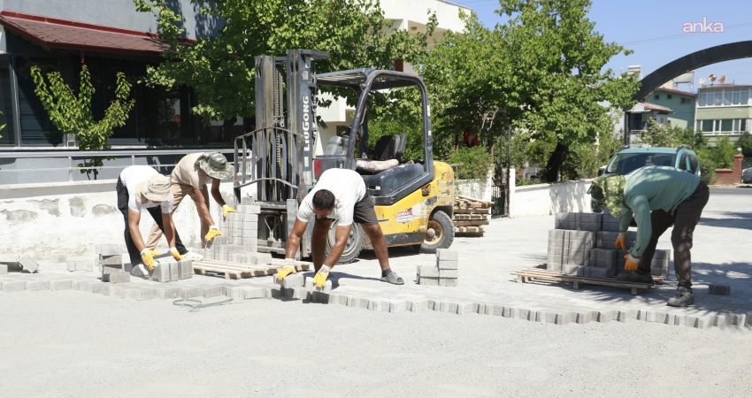 Burhaniye Belediyesi Fen İşleri Müdürlüğü, ilçe genelinde çeşitli nedenlerle bozulan