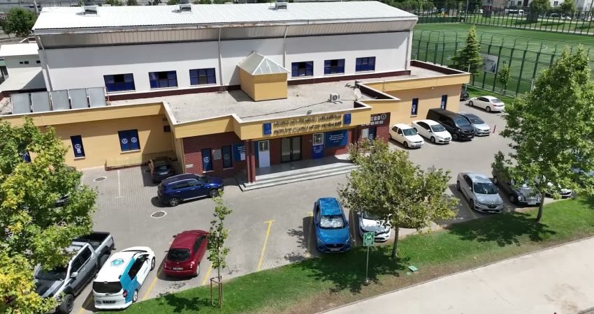Bursa Büyükşehir Belediyesi Başkan Vekili Şahin Biba, Yaz Spor Okulları’nı