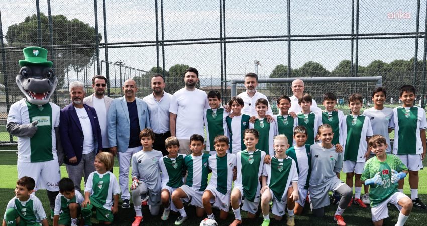 Bursa Büyükşehir Belediyesi tarafından Bursaspor Özlüce Tesisleri'ne kazandırılan 3 yeni