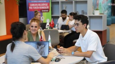 Çankaya Belediyesi, uzman rehber öğretmenler eşliğinde ücretsiz YKS tercih rehberliği