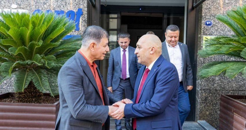 İzmir Büyükşehir Belediye Başkanı Cemil Tugay, İzmir’in Bulgaristan'daki kardeş kenti