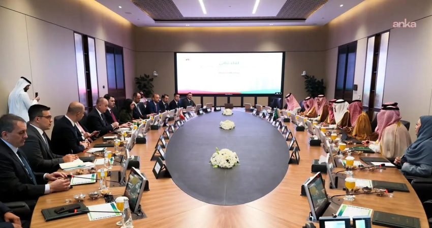 Çevre, Şehircilik ve İklim Değişikliği Bakanı Murat Kurum, Suudi Arabistan Enerji