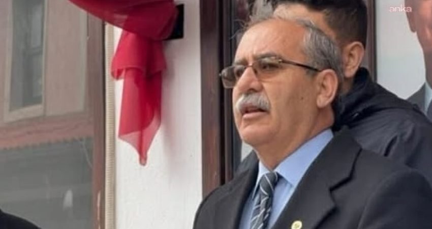 CHP Balıkesir İl Başkanı Erden Köybaşı ve CHP Havran İlçe Başkanı