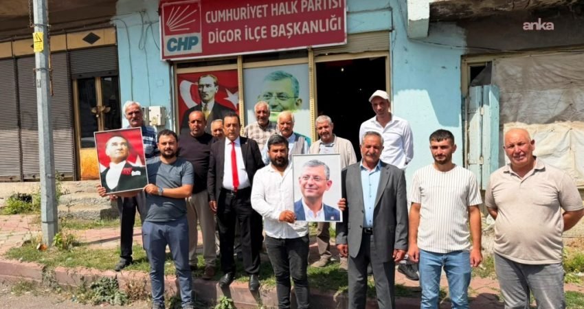 CHP Digor İlçe Başkanı Faik Duman, tüm ilçe yönetimi 