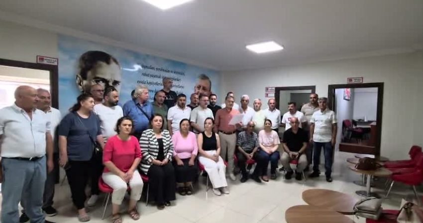 CHP Erzincan İl Başkanı Cevdet Ersoy'un da arasında bulunduğu çok