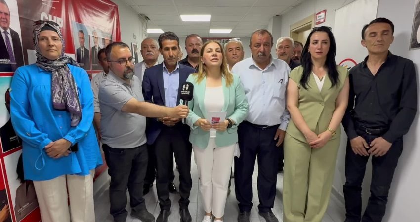 CHP Hakkari İl Başkanlığı'ndan alınan Suzan Çakırbeyli, “Bizler tarihin en