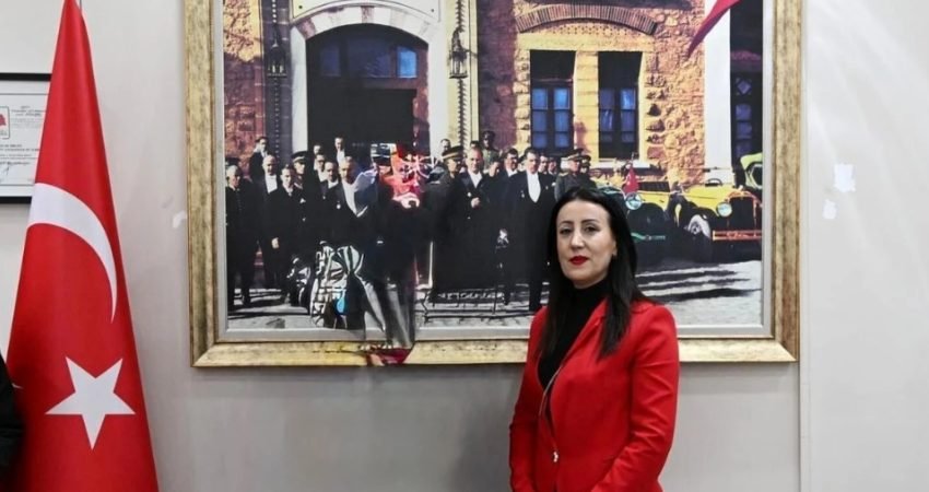 CHP Iğdır Kadın Kolları Başkanı Duygu Kılıçtek, CHP Genel Merkezi