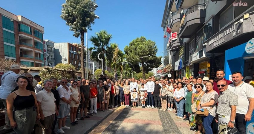 CHP'de disiplin süreci ve görevden almaların ardından İzmir'de yedi ilçe