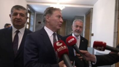 CHP’nin kapalı grup toplantısı CHP Grup Başkanvekili Murat Emir başkanlığında
