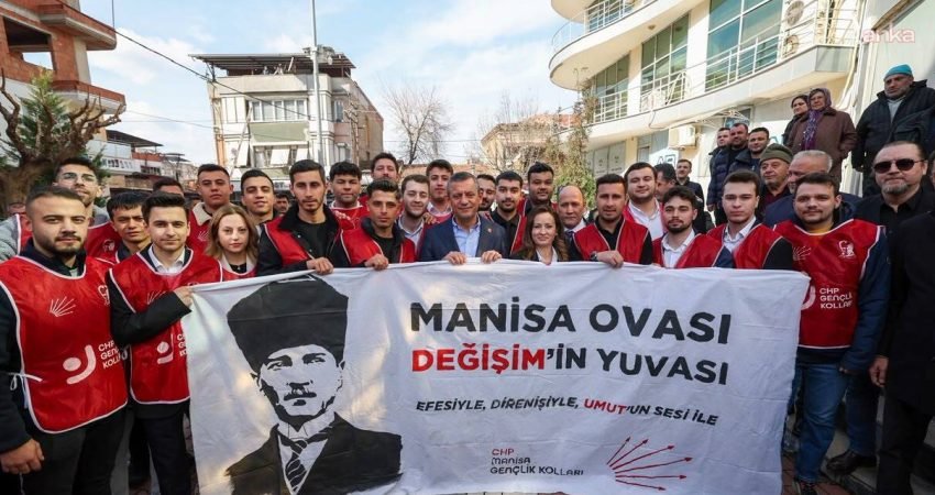 CHP Manisa İl Gençlik Kolları Başkanı Onur Çabuk, 17 ilçe