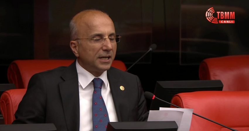 CHP Kayseri Milletvekili Aşkın Genç, Osmangazi Köprüsü geçiş ücretinin 2022’den