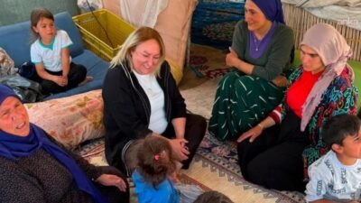 CHP Kadın Kolları Genel Başkanı Ayten Gülsever, Sincan Germeç’te mevsimlik tarım