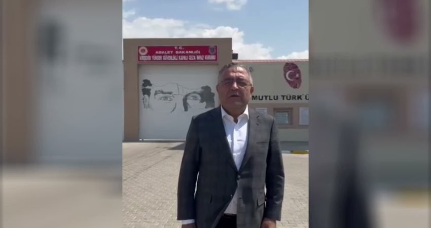CHP Diyarbakır Milletvekili Sezgin Tanrıkulu, Çankaya Belediye Başkanı Hüseyin Can