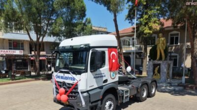 Çine Belediyesi, öz kaynaklarıyla satın aldığı yeni TIR'ı araç filosuna