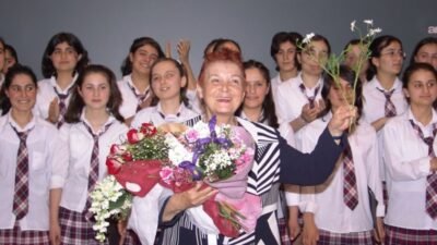Çağdaş Yaşamı Destekleme Derneği (ÇYDD), bazı yayın organlarında derneğin kurucusu