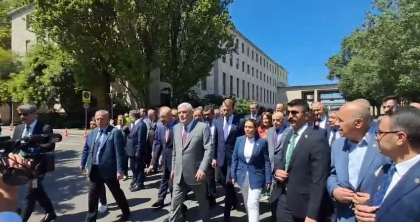 İYİ Parti Genel Başkanı Müsavat Dervişoğlu, partisinin haftalık grup toplantısının