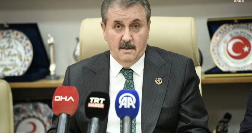 Büyük Birlik Partisi (BBP) Genel Başkanı Mustafa Destici, Muhsin Yazıcıoğlu