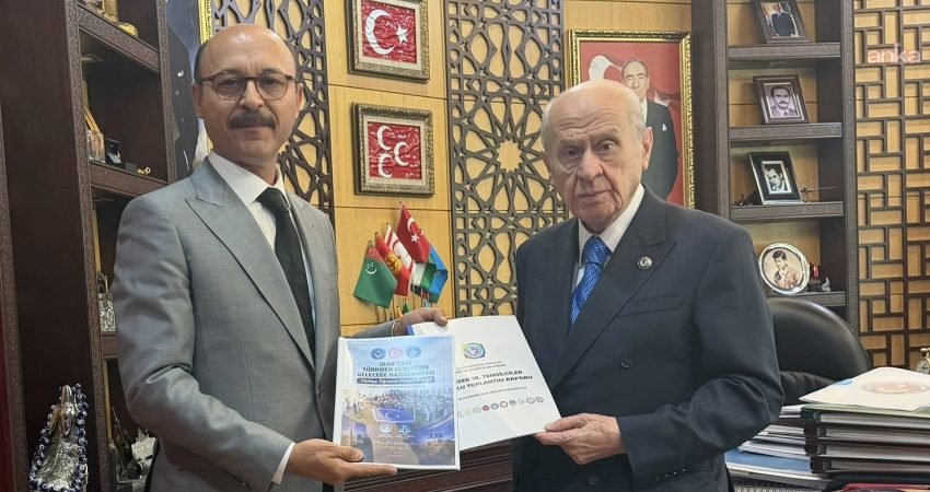 MHP Genel Başkanı Devlet Bahçeli, UAESEB Genel Başkanı Talip Geylan'ı makamında kabul