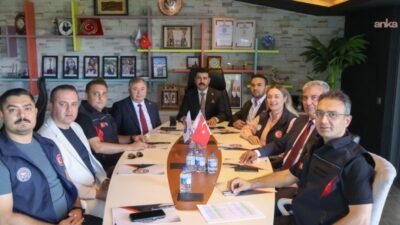Devlet Memurları Konfederasyonu, "24 Temmuz Gazeteciler ve Basın Bayramı'nı kutluyor,