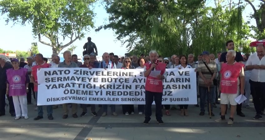 DİSK'e bağlı Devrimci Emekliler Sendikası Sinop Şube Başkanı Kadir Demir,