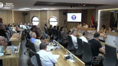 Apollon Tapınağı çevresindeki caminin yapısal sorunlar nedeniyle tahliye edilecek olması