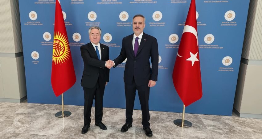 Dışişleri Bakanı Hakan Fidan, Kırgızistan Dışişleri Bakanı Ceenbek Kulubayev ile