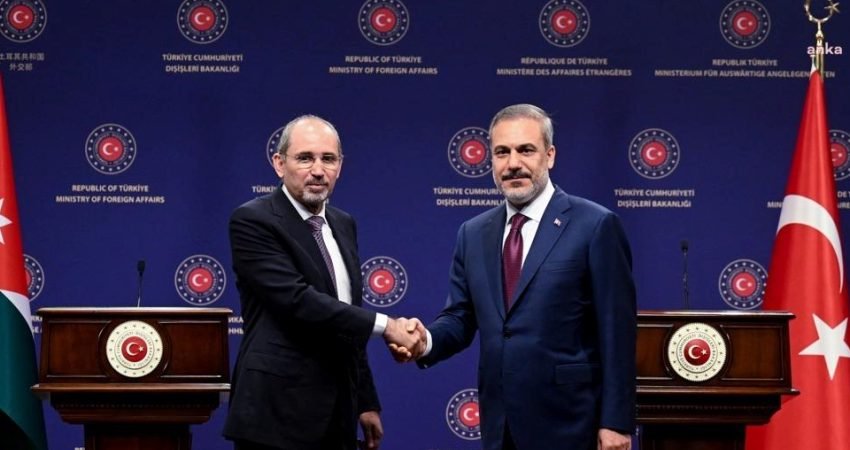 Dışişleri Bakanı Hakan Fidan, Ürdün Dışişleri Bakanı Ayman Safadi ile