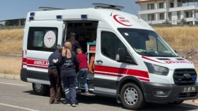 Diyarbakır’da engellileri taşıyan midibüs ile otomobilin çarpışması sonucu ilk belirlemelere