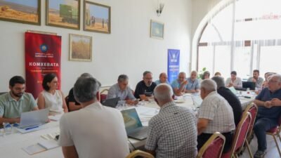 Diyarbakır’da yerel yönetimlerde kullanılan Kürtçe terimleri ortaklaştırmak amacıyla düzenlenen Belediye