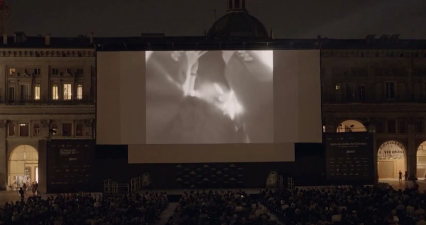Kadıköy Belediyesi Sinematek/Sinema Evi’nin restore ettirdiği 1953 yapımı "Drakula İstanbul’da",