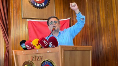 CHP Genel Merkezi'nin görevden aldığı Rize İl Başkanı Saltuk Deniz,